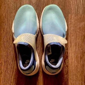 Nike Sock Dart Shoes